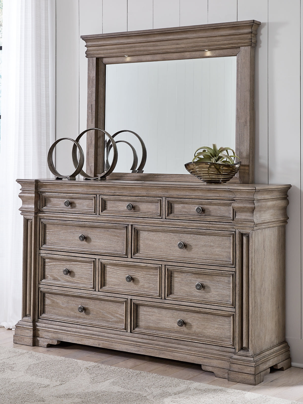 Blairhurst Queen Panel Bed with Mirrored Dresser, Chest and 2 Nightstands